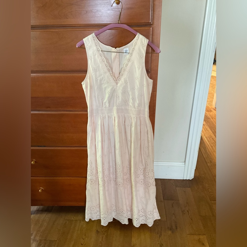 Gap sleeveless dress